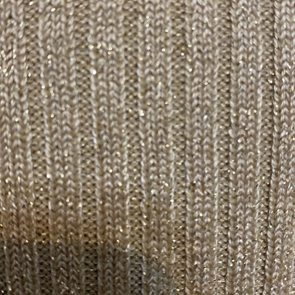 Kathy Lee shortsleeved gold metallic sweater - Size Medium - Picture 6 of 8